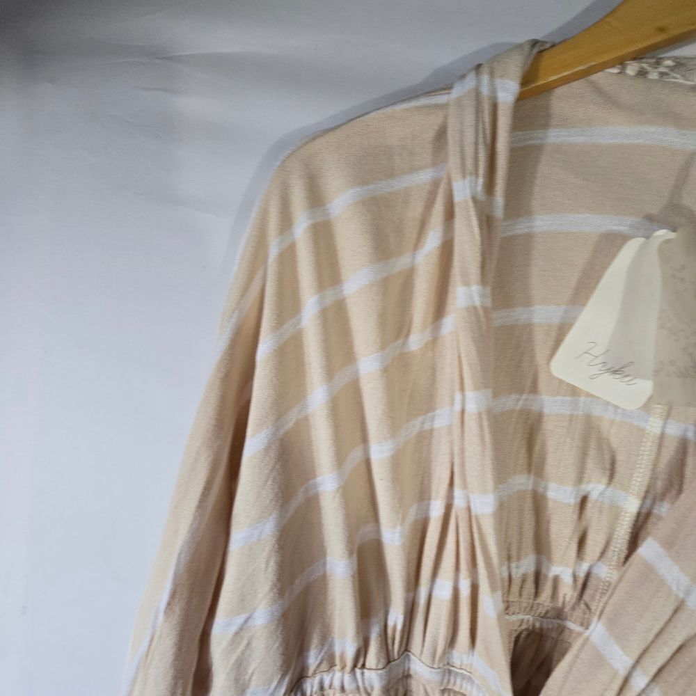 Chic Beige Striped Women's Robe - Picture 5 of 10